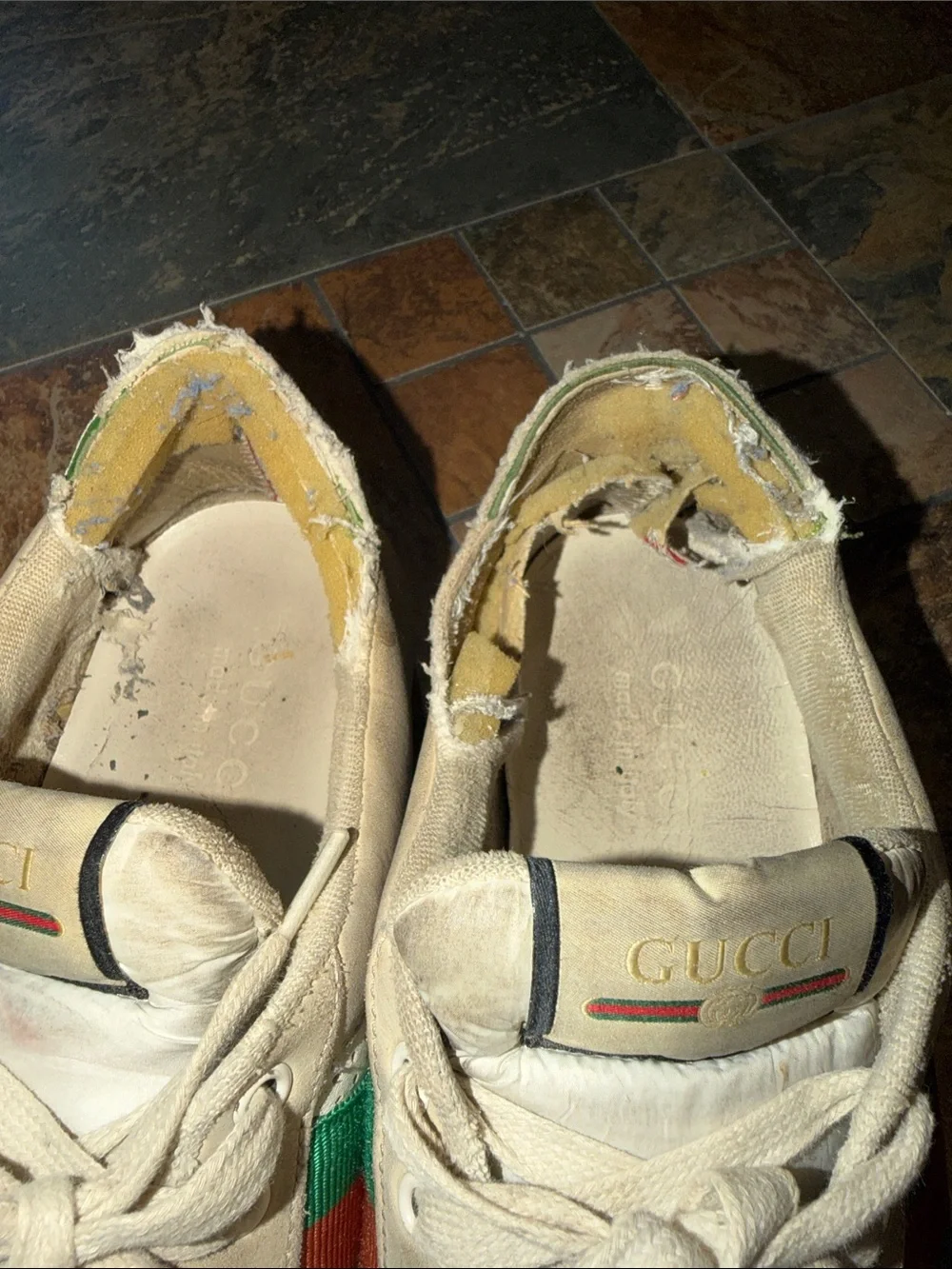 Gucci Beige Sneakers with Green & Red Web Stripe